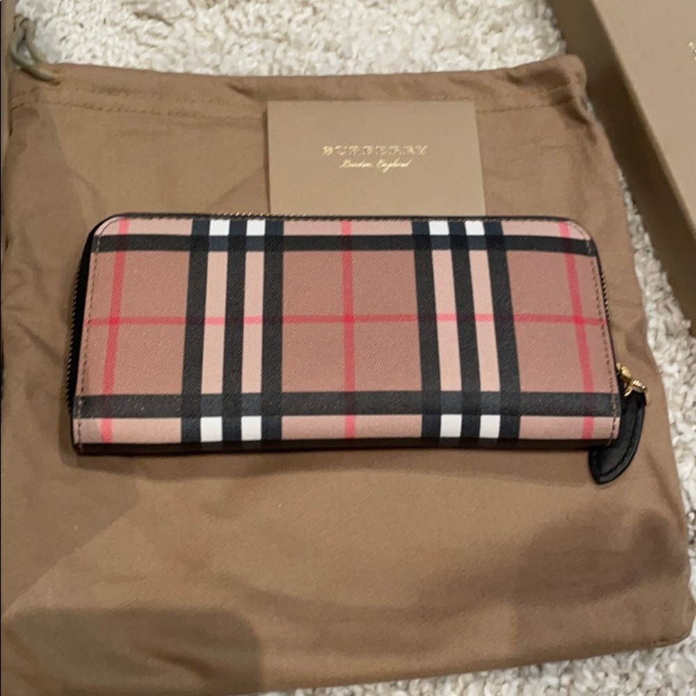 Authentic Burberry zip wallet